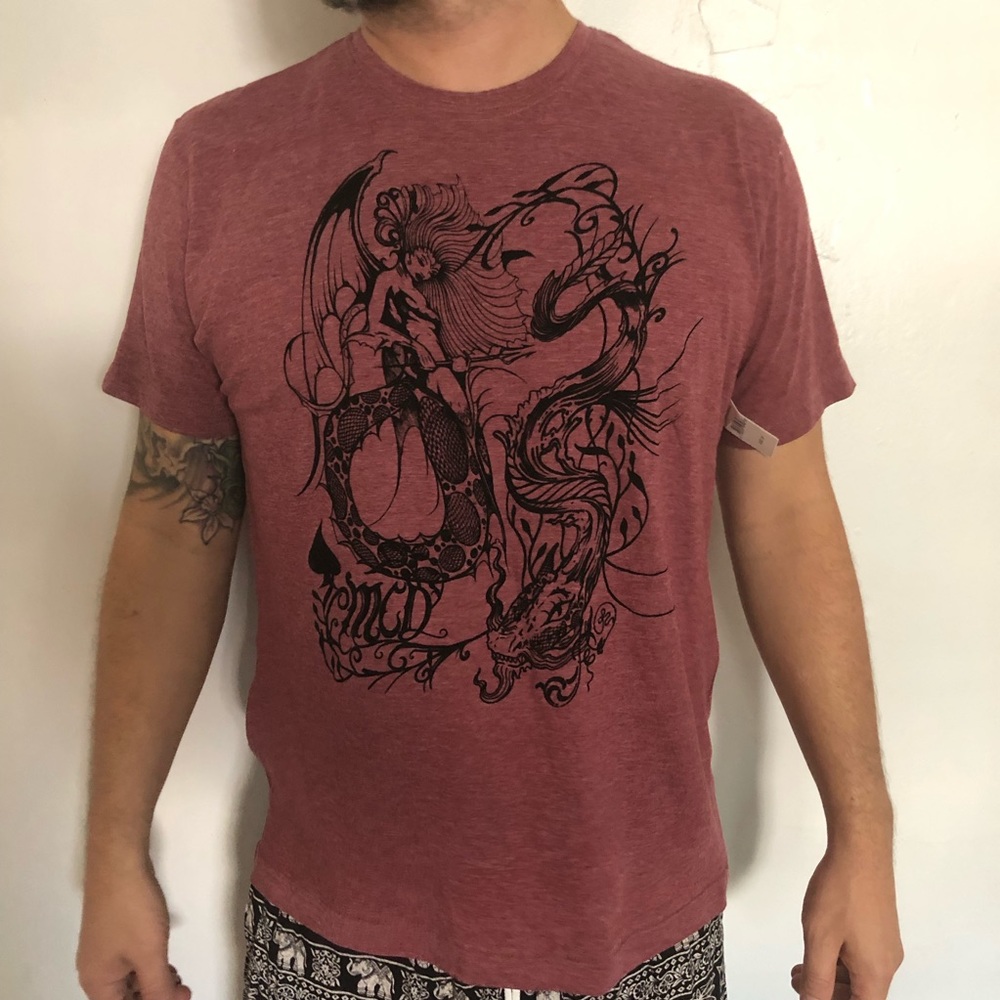 Brand new maroon men T-shirt in Medium